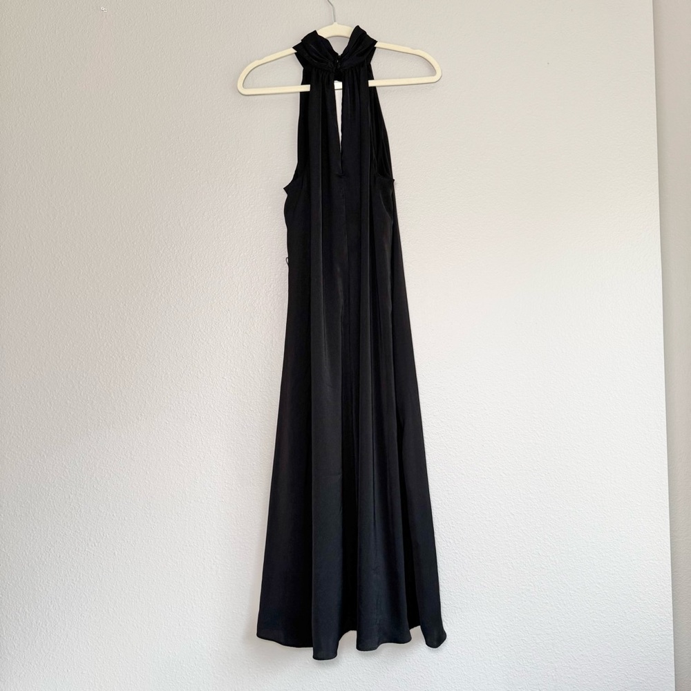 Banana Republic Midi Dress - Picture 3 of 10